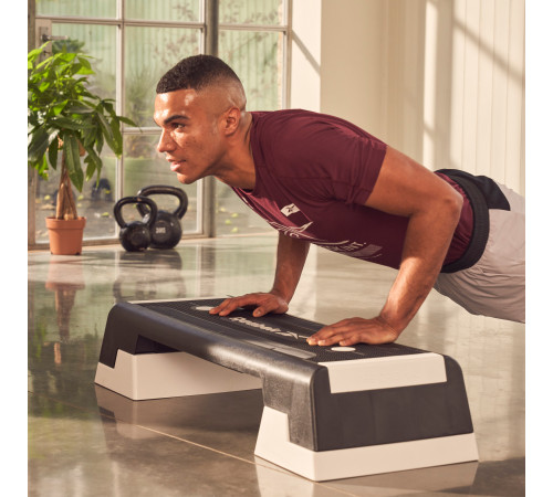 Степ-платформа Reebok Step Set зі стійкою з гантелями Tunturi
