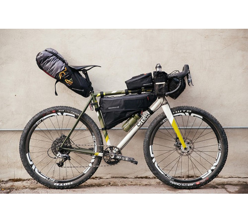 Сумка BLACKBURN OUTPOST FRAME BAG 6.95l водонепроникна L (на блискавці) Сумка BLACKBURN OUTPOST FRAME BAG 6.95l водонепроникна L (на блискавці)