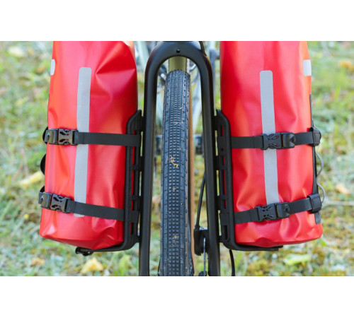 Велосумка ZEFAL BIKEPACKING FORK BAG WITH ADVENTURE FORK PACK & HOLDER - червона Велосумка ZEFAL BIKEPACKING FORK BAG WITH ADVENTURE FORK PACK & HOLDER - червона