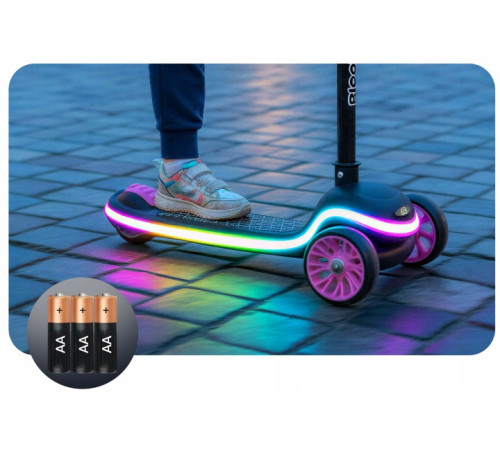 Дитячий самокат триколісний Ricokids Leddi чорно-рожевий