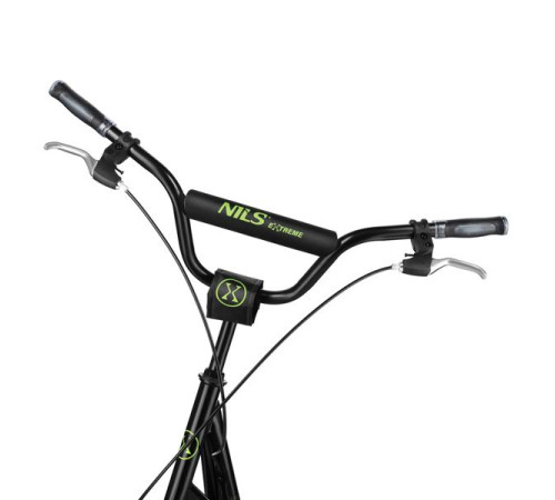 Самокат NILS EXTREME WH10201, чорно-зелений