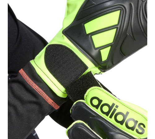 Рукавички воротарські Adidas Copa Club JN5340 р. 10, чорно-зелені Рукавички воротарські Adidas Copa Club JN5340 р. 10, чорно-зелені