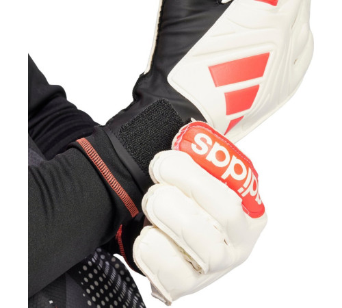 Рукавички воротарські Adidas Copa Club Goalkeeper JH3789 р. 10, чорно-білі