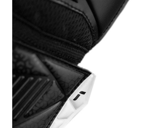 Рукавички воротарські Reusch Attrakt Resist Junior 5572615 7700 р.3,5, чорні Рукавички воротарські Reusch Attrakt Resist Junior 5572615 7700 р.3,5, чорні