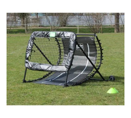 Сітка тренувальна для футболу EXIT Kickback Rebounder 124 х 90 см, чорна Сітка тренувальна для футболу EXIT Kickback Rebounder 124 х 90 см, чорна