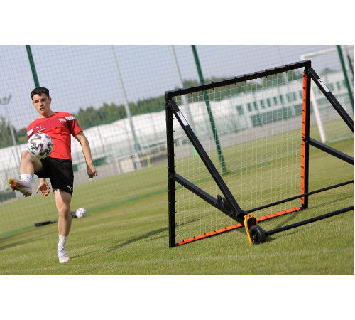 Відбивач для футбольного м'яча Rebounder PRO Відбивач для футбольного м'яча Rebounder PRO