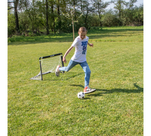 Ворота футбольні VIRTUFIT з м'ячем та насосом 92 х 48 х 64 см, чорно-білі