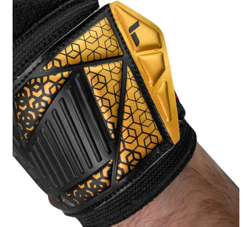 Рукавички воротарські Reusch Attrakt Solid 5570515 7075 р.8, червоно-чорні Рукавички воротарські Reusch Attrakt Solid 5570515 7075 р.8, червоно-чорні