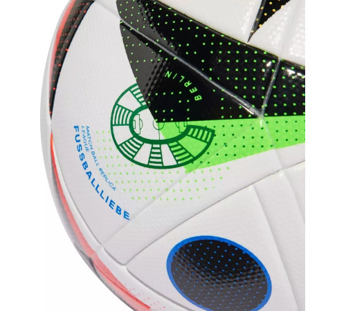 М'яч футбольний Adidas Euro24 Fussballliebe IN9369 розмір 5, чорно-білий М'яч футбольний Adidas Euro24 Fussballliebe IN9369 розмір 5, чорно-білий