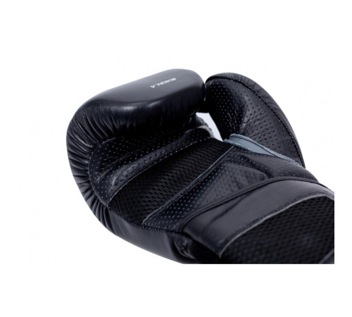Рукавички боксерські V`Noks Futuro Tec 10 унцій, чорно-білі