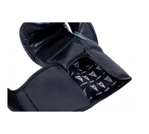 Рукавички боксерські V`Noks Futuro Tec 14 унцій, чорно-білі