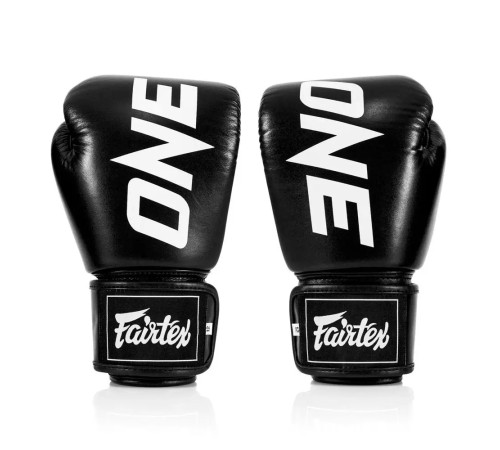 Рукавички боксерські шкіряні з бинтами Fairtex BGV1-ONE 16 унцій, чорні