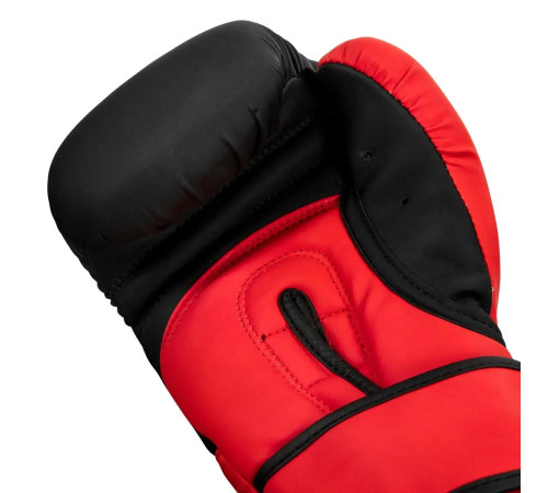 Рукавички боксерські з бинтами TITLE Boxing Guts and Glory розмір 16 унцій, чорно-червоні