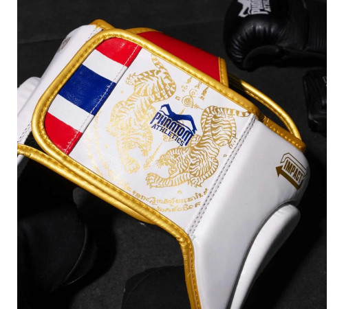 Шолом боксерський закритий з капою Phantom Muay Thai розмір універсальний, білий