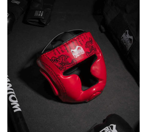 Шолом боксерський закритий з капою Phantom Muay Thai розмір універсальний, червоний