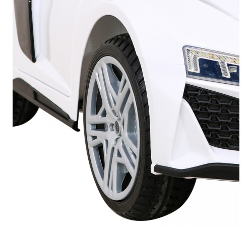 Дитяча акумуляторна машинка Audi R8 LIFT Біла Дитяча акумуляторна машинка Audi R8 LIFT Біла