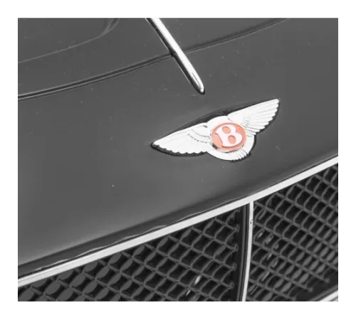 Дитяча акумуляторна машинка Bentley EXP 12 Чорна Дитяча акумуляторна машинка Bentley EXP 12 Чорна
