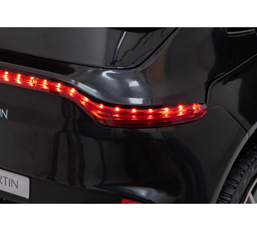 Дитяча акумуляторна машинка Aston Martin DBX Чорна Дитяча акумуляторна машинка Aston Martin DBX Чорна