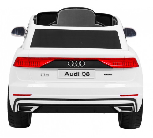 Дитяча акумуляторна машинка Audi Q8 Біла Дитяча акумуляторна машинка Audi Q8 Біла