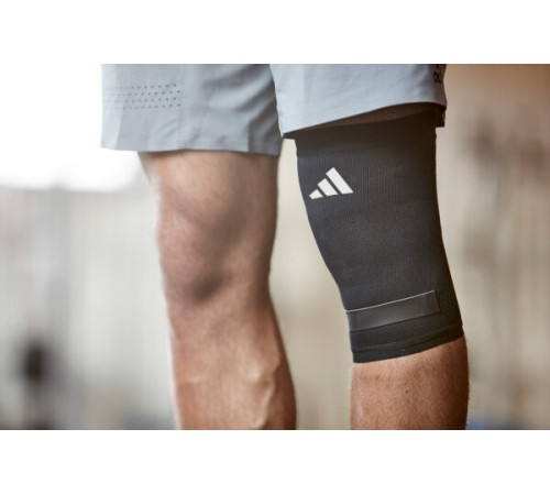 Наколінник Adidas Innwell XL, чорний