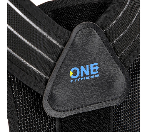 Коректор постави ONE FITNESS KP207 розмір L, чорний