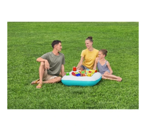 Басейн надувний Bestway 54446 з плаваючим столом Sippin' Summer 218 x 218 x 48 см