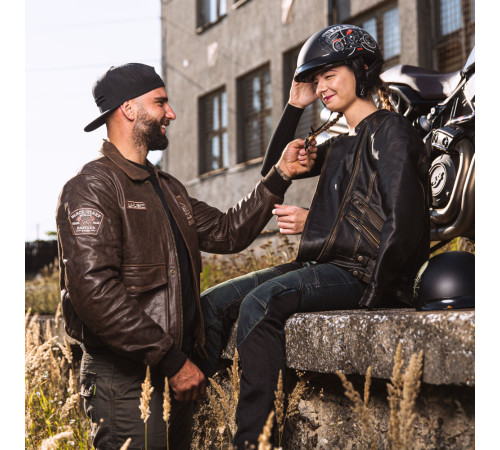 Мотоциклетний шолом W-TEC чорний Heart Rednut L(59-60)