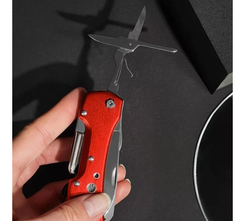 Мультитул NCASE 11-в-1 у чохлі червоний