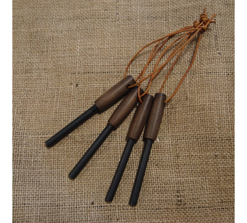 Кресало JuBö Buschcraft Firesteel Oak Кресало JuBö Buschcraft Firesteel Oak