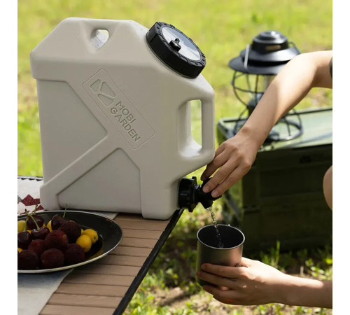 Каністра для води Mobi Garden MZ NX22674002 20 л, бежева Каністра для води Mobi Garden MZ NX22674002 20 л, бежева