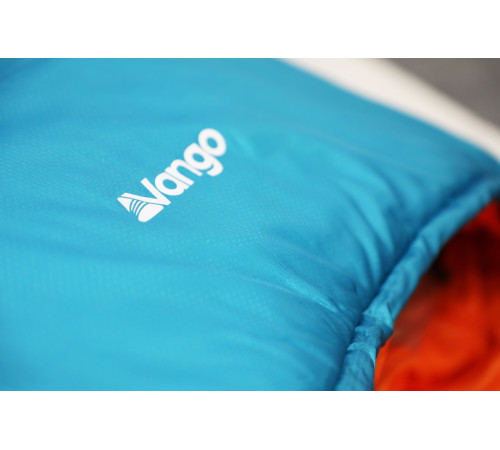 Спальний мішок Vango Nitestar Alpha 150 Atom Blue (SBTNITEST000010) Спальний мішок Vango Nitestar Alpha 150 Atom Blue (SBTNITEST000010)