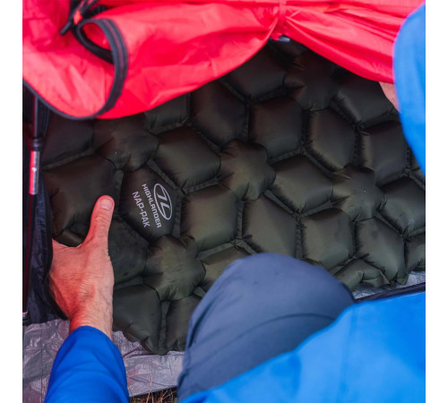 Килимок надувний Highlander Nap-Pak Inflatable Sleeping Mat AIR071 190x55 см, оливковий Килимок надувний Highlander Nap-Pak Inflatable Sleeping Mat AIR071 190x55 см, оливковий