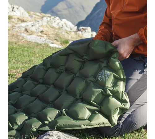 Килимок надувний Highlander Nap-Pak Inflatable Sleeping Mat XL AIR073-OG 195x60 см, оливковий Килимок надувний Highlander Nap-Pak Inflatable Sleeping Mat XL AIR073-OG 195x60 см, оливковий