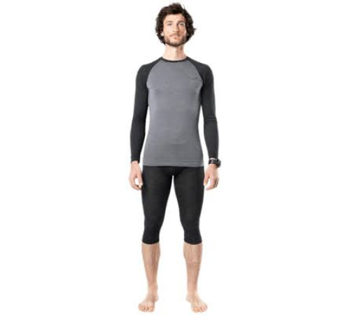 Термофутболка ч Dynafit TOUR LIGHT MERINO M L/S TEE 71364 0911 - M - чорний Термофутболка ч Dynafit TOUR LIGHT MERINO M L/S TEE 71364 0911 - M - чорний