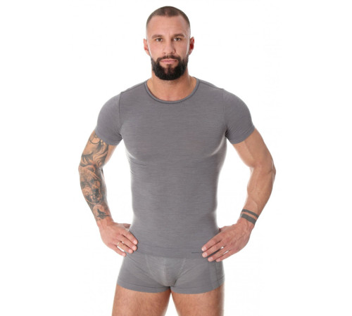 Чоловіча футболка Brubeck Wool Comfort - -L - чорна Чоловіча футболка Brubeck Wool Comfort - -L - чорна