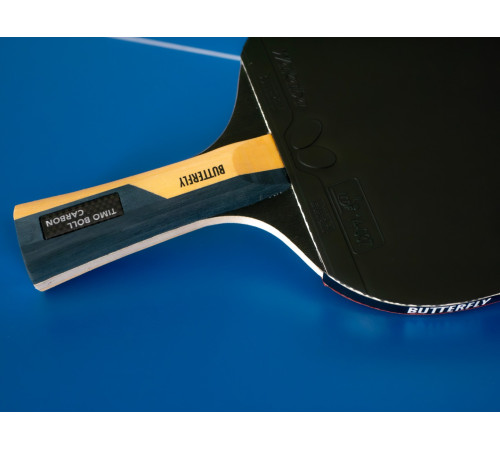 Ракетка для настільного тенісу BUTTERFLY Timo Boll Carbon, чорно-червона Ракетка для настільного тенісу BUTTERFLY Timo Boll Carbon, чорно-червона