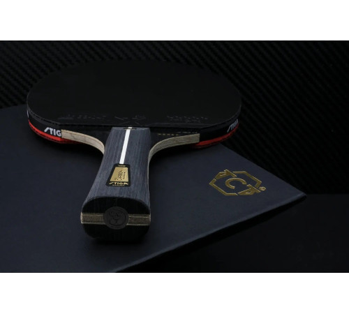 Ракетка для настільного тенісу Stiga Pro Carbon Plus 5 Star FL, чорна Ракетка для настільного тенісу Stiga Pro Carbon Plus 5 Star FL, чорна