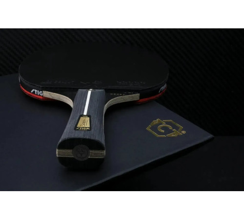 Ракетка для настільного тенісу Stiga Pro Carbon Plus 5 Star FL, чорна Ракетка для настільного тенісу Stiga Pro Carbon Plus 5 Star FL, чорна