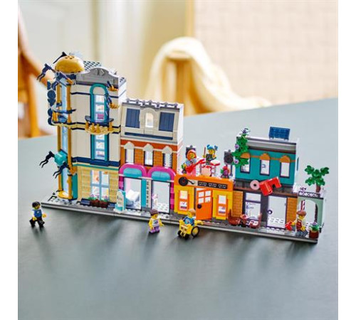Конструктор LEGO Creator Центральна вулиця 3 в 1, 1459 ел. (31141) Конструктор LEGO Creator Центральна вулиця 3 в 1, 1459 ел. (31141)