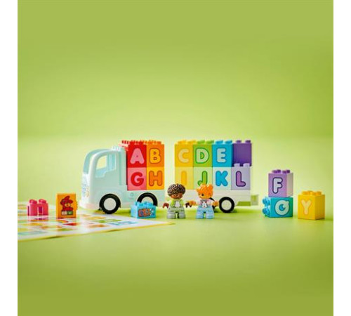 Конструктор LEGO DUPLO Town Вантажівка з абеткою 36 ел. (10421) Конструктор LEGO DUPLO Town Вантажівка з абеткою 36 ел. (10421)