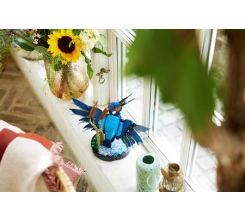 Конструктор LEGO Icons Птах рибалочка 834 деталі (10331)