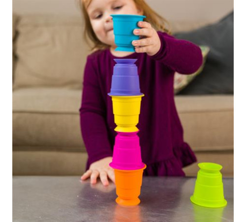 Тактильна Іграшка Fat Brain Toys Suction Kupz М'які чашки 6 шт. (F183ML) Тактильна Іграшка Fat Brain Toys Suction Kupz М'які чашки 6 шт. (F183ML)