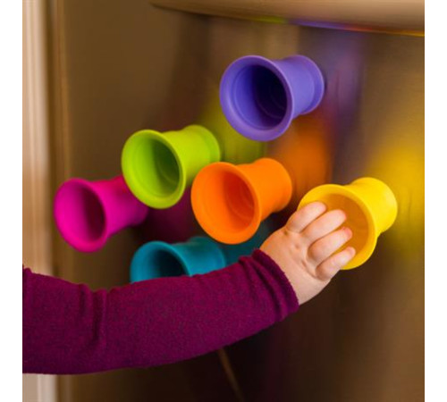 Тактильна Іграшка Fat Brain Toys Suction Kupz М'які чашки 6 шт. (F183ML) Тактильна Іграшка Fat Brain Toys Suction Kupz М'які чашки 6 шт. (F183ML)
