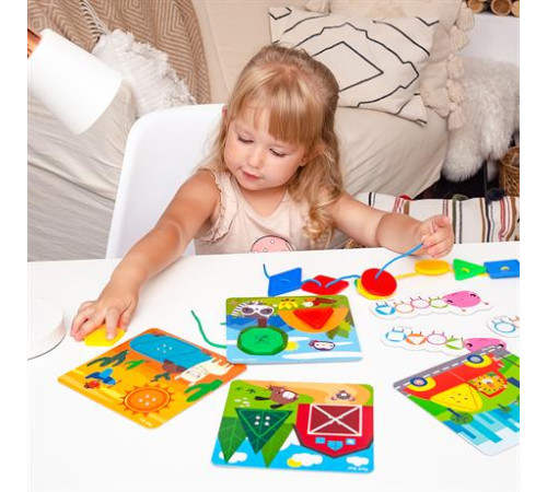 Шнурівка Fisher-Price Максі ґудзики (VT2905-22) Шнурівка Fisher-Price Максі ґудзики (VT2905-22)
