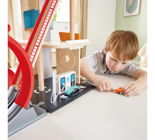 Автотрек Hape з гаражем і машинками (E3019)