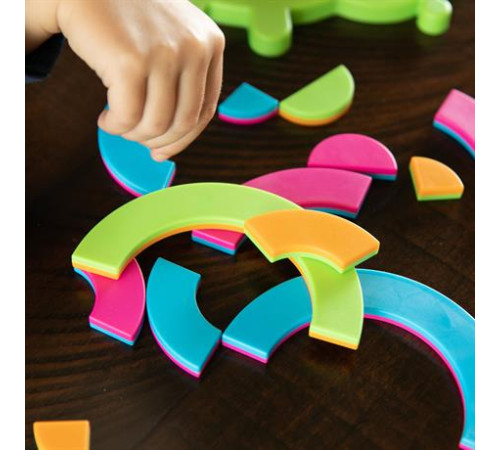 Пазл Fat Brain Toys Bugzzle Збери жука (F209ML) Пазл Fat Brain Toys Bugzzle Збери жука (F209ML)