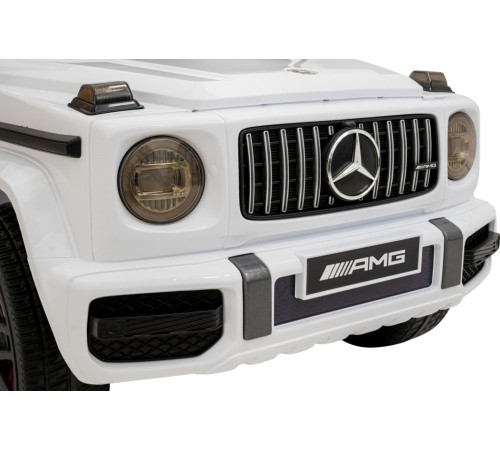 Дитяча акумуляторна машинка Mercedes AMG G63. Біла Дитяча акумуляторна машинка Mercedes AMG G63. Біла