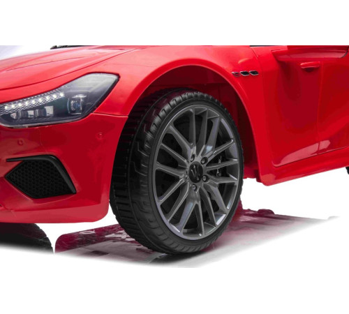 Дитяча акумуляторна машинка Maserati Ghibli на акумуляторі Червона Дитяча акумуляторна машинка Maserati Ghibli на акумуляторі Червона