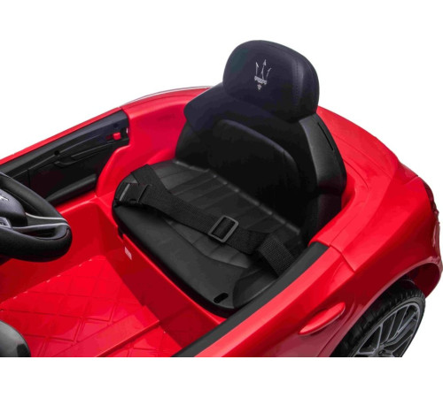 Дитяча акумуляторна машинка Maserati Ghibli на акумуляторі Червона Дитяча акумуляторна машинка Maserati Ghibli на акумуляторі Червона