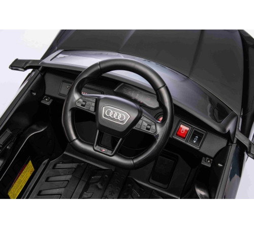 Дитяча акумуляторна машинка Audi SQ8 Чорна Дитяча акумуляторна машинка Audi SQ8 Чорна